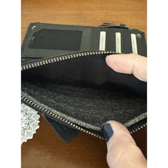 Leather wallet Made in India Soft Double Zippers Woven Double Snap NWT - Picture 6 of 9